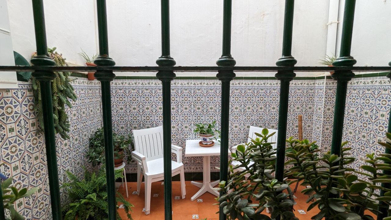 Apartamento Casa Marialuisa - Casa con Patio en el Casco antiguo Barbate Exterior foto